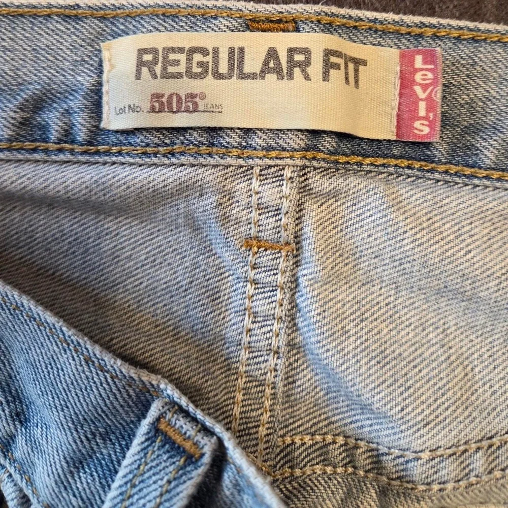 Levi's 505 Regular Fit Jeans Mens 36x36 Light Wash Blue Faded Broken In Denim
